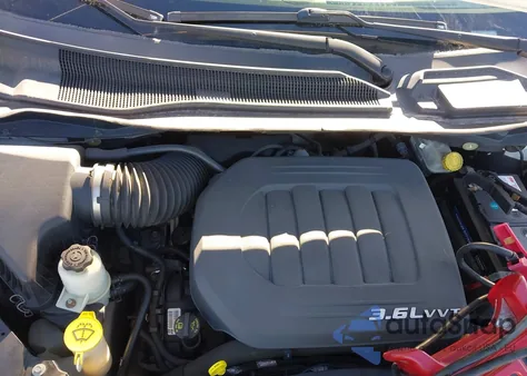 2011 Chrysler Town & Country Touring from USA, damaged, VIN 2A4RR5DG3BR688046